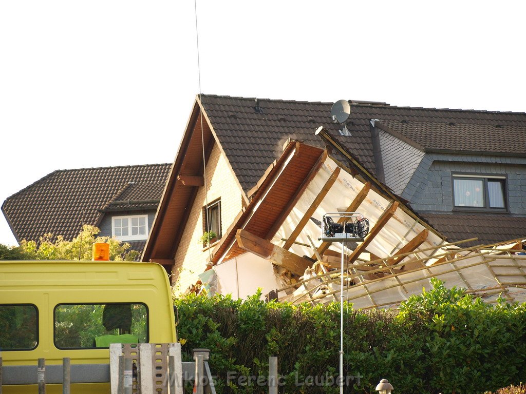Haus explodiert Bergneustadt Pernze P167.JPG